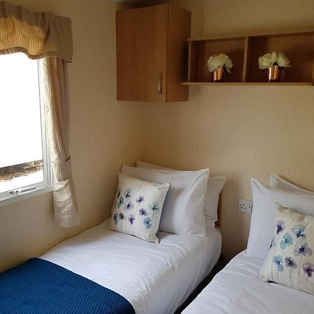 Pitch & Canvas - Self Catering At Broad Oak Farm Hotell Tattenhall Eksteriør bilde