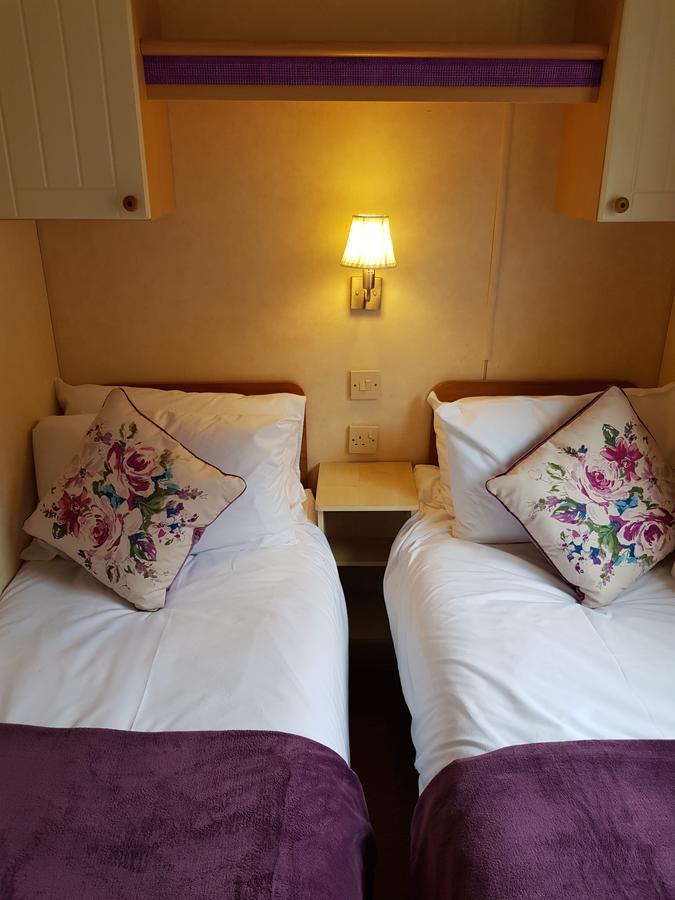 Pitch & Canvas - Self Catering At Broad Oak Farm Hotell Tattenhall Eksteriør bilde
