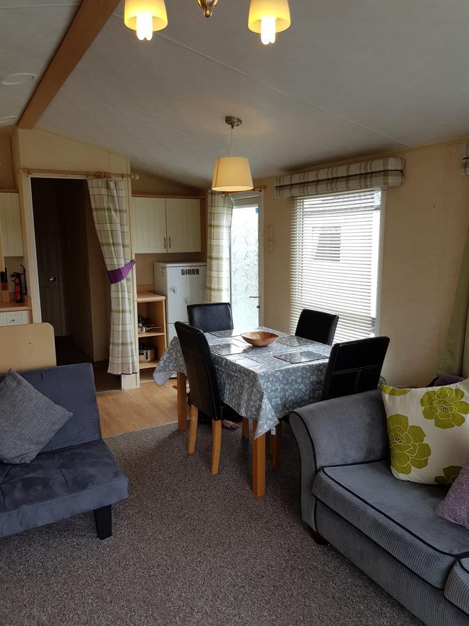Pitch & Canvas - Self Catering At Broad Oak Farm Hotell Tattenhall Eksteriør bilde